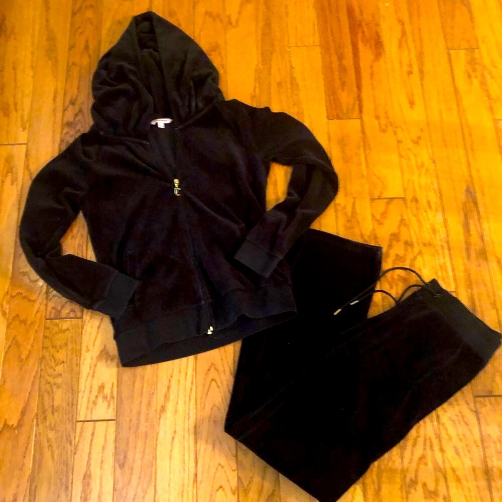 Juicy Couture Tracksuit Bottoms Black & Gold SizeS